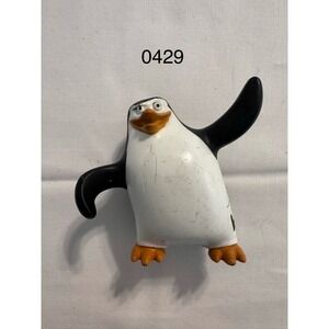 DreamWorks Penguins of Madagascar Skipper Penguin Action Figure Toy 3 inch